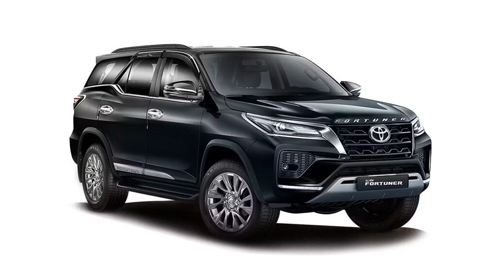 Fortuner Car Rental in Goa Station